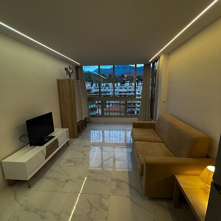 Charmant Studio Avec Vue Montagne โรกบรูน-กัป-มาร์แต็ง ภายนอก รูปภาพ